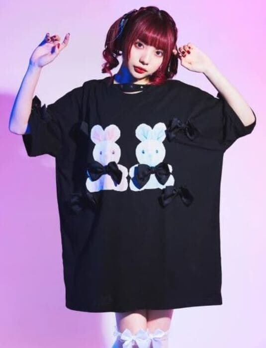 リボンだらけ！うざきプリント地雷系Tシャツ