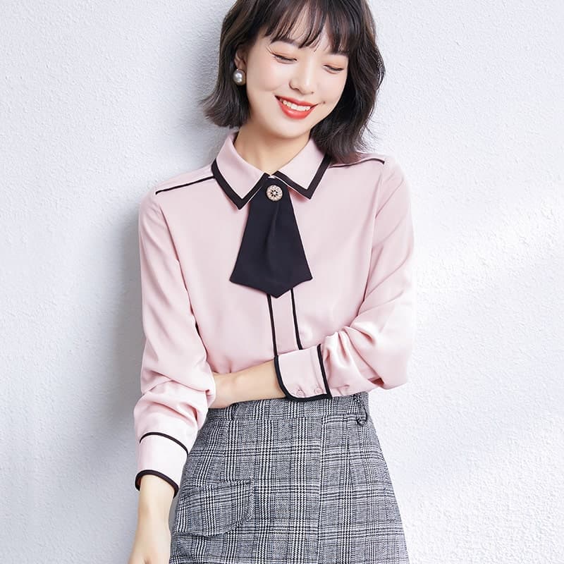 地雷系ファッションスカーフ付きブラウス