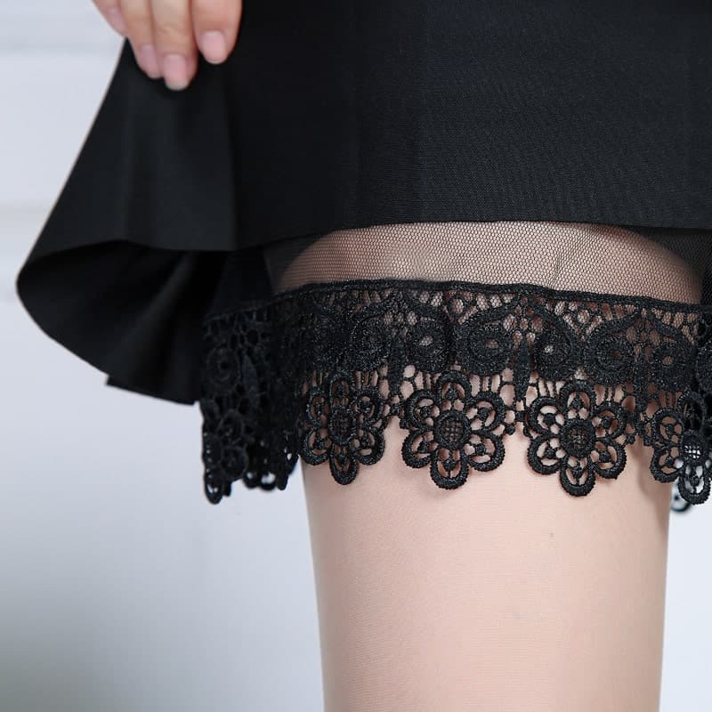 地雷系ファッションブラックフリルショートスカート