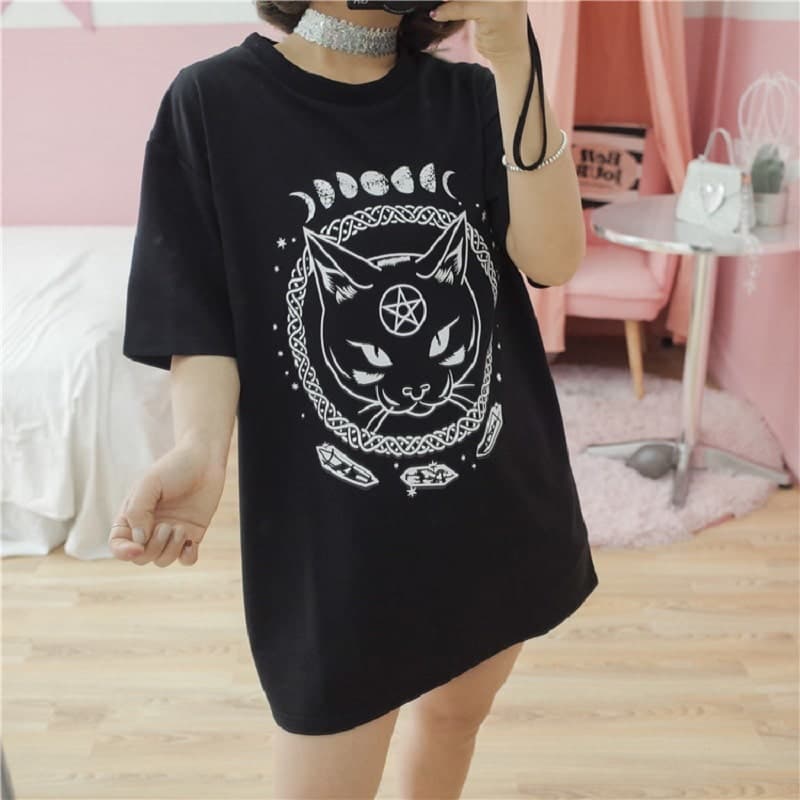 地雷系ファッションミステリアスキャットTシャツ