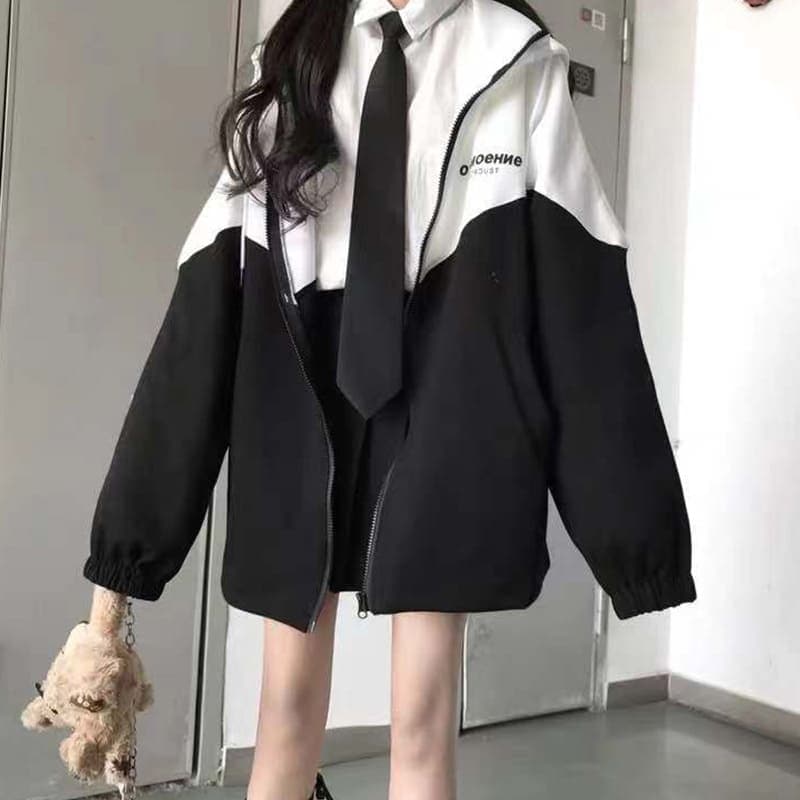 地雷系ファッションアウター 白黒のかっこいい地雷系ファッションジャケット