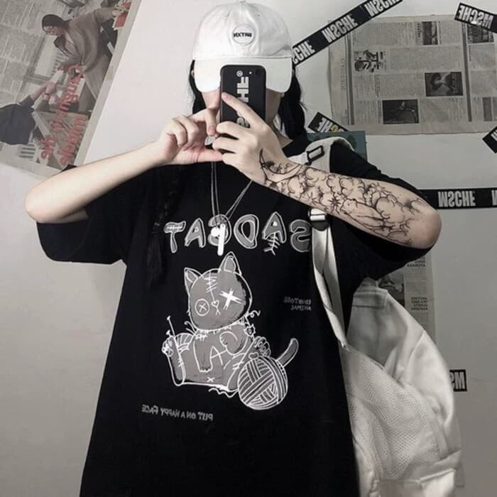 地雷系ファッション ラフキャットパーカー