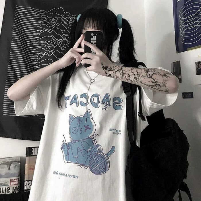 地雷系ファッション ラフキャットパーカー