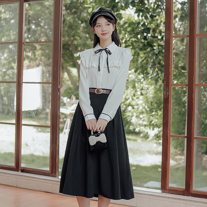 地雷系ファッション 長袖フリルブラウス+スカートセット