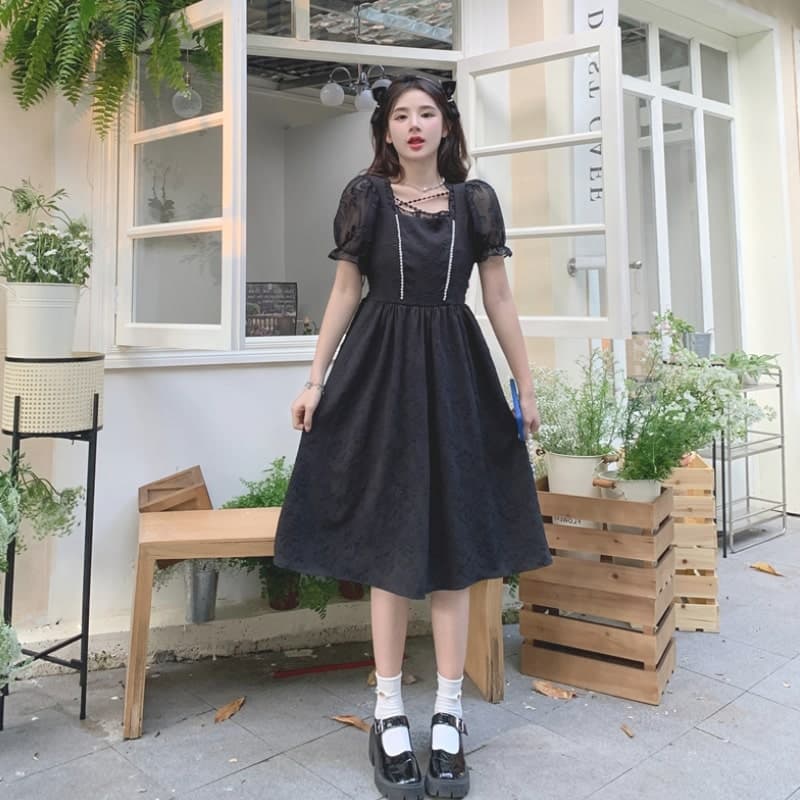 地雷系ファッション フリルスクエアネックロングワンピース