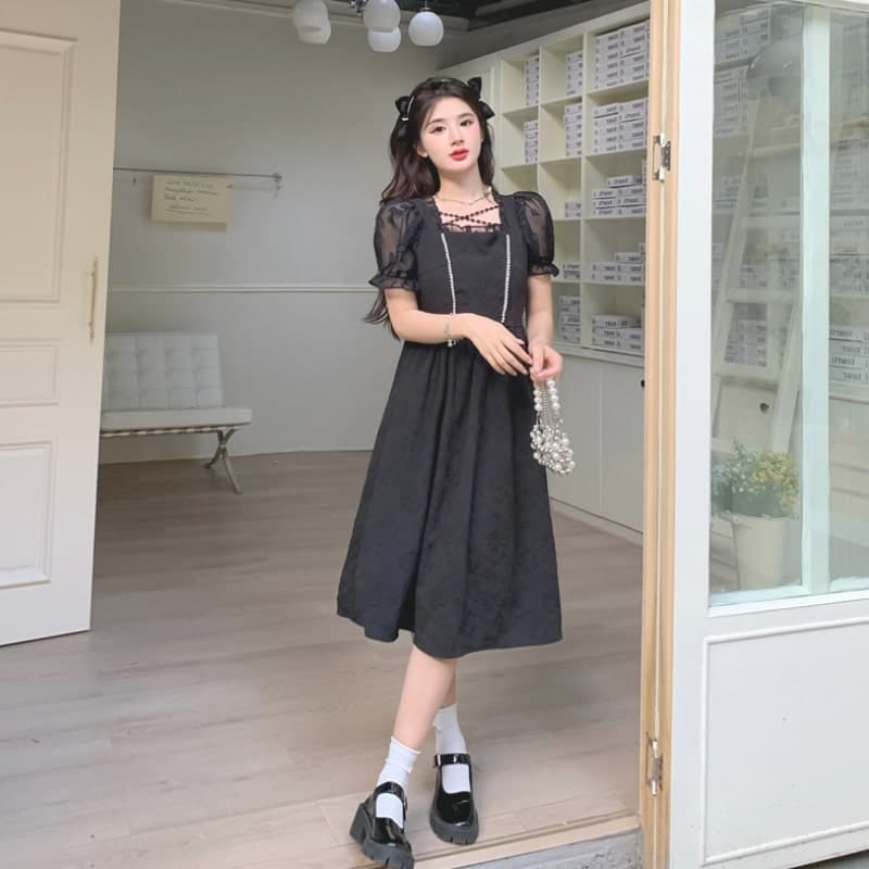 地雷系ファッション フリルスクエアネックロングワンピース