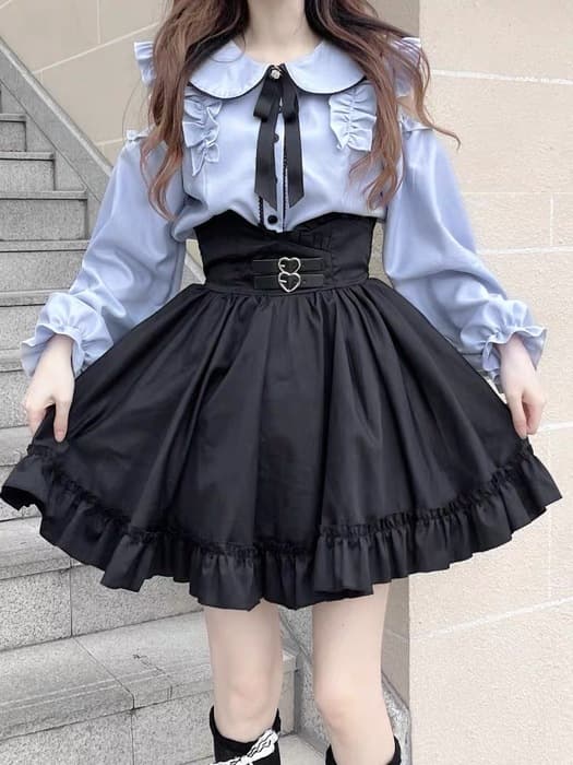 地雷系ファッション ハートベルト フリルスカート