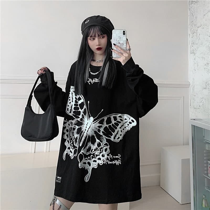 地雷系ファッション 蝶のイラスト ミドル丈ルーズ長袖Tシャツ