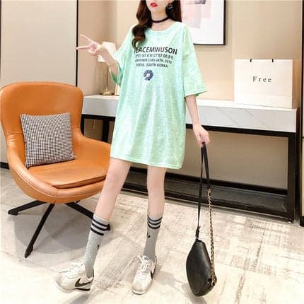 地雷系ファッション お花のイラスト付きミドル丈Tシャツ