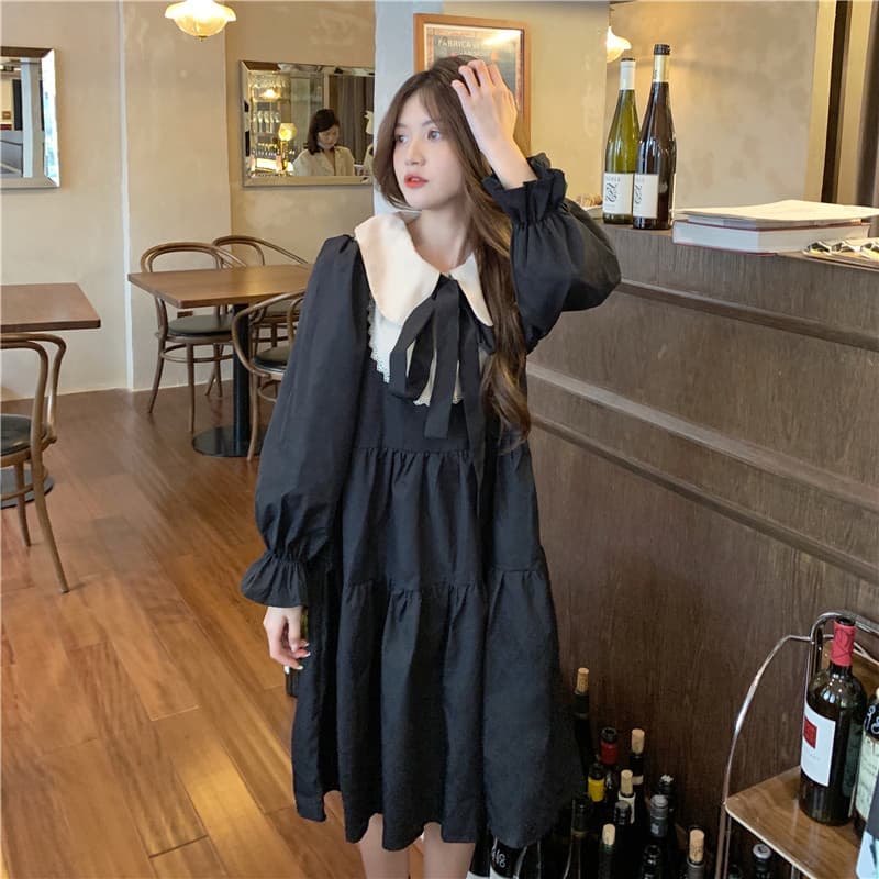 地雷系ファッション ゆったりシルエットのワンピース