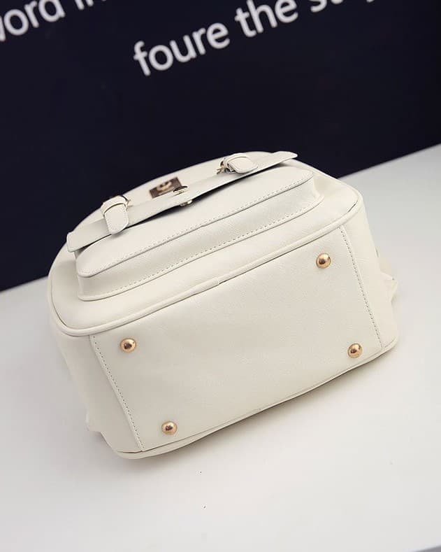 地雷系ファッション フェイクレザーリュック ポーチなど3点セット クマのぬいぐるみ付き