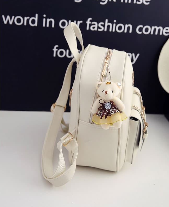 地雷系ファッション フェイクレザーリュック ポーチなど3点セット クマのぬいぐるみ付き