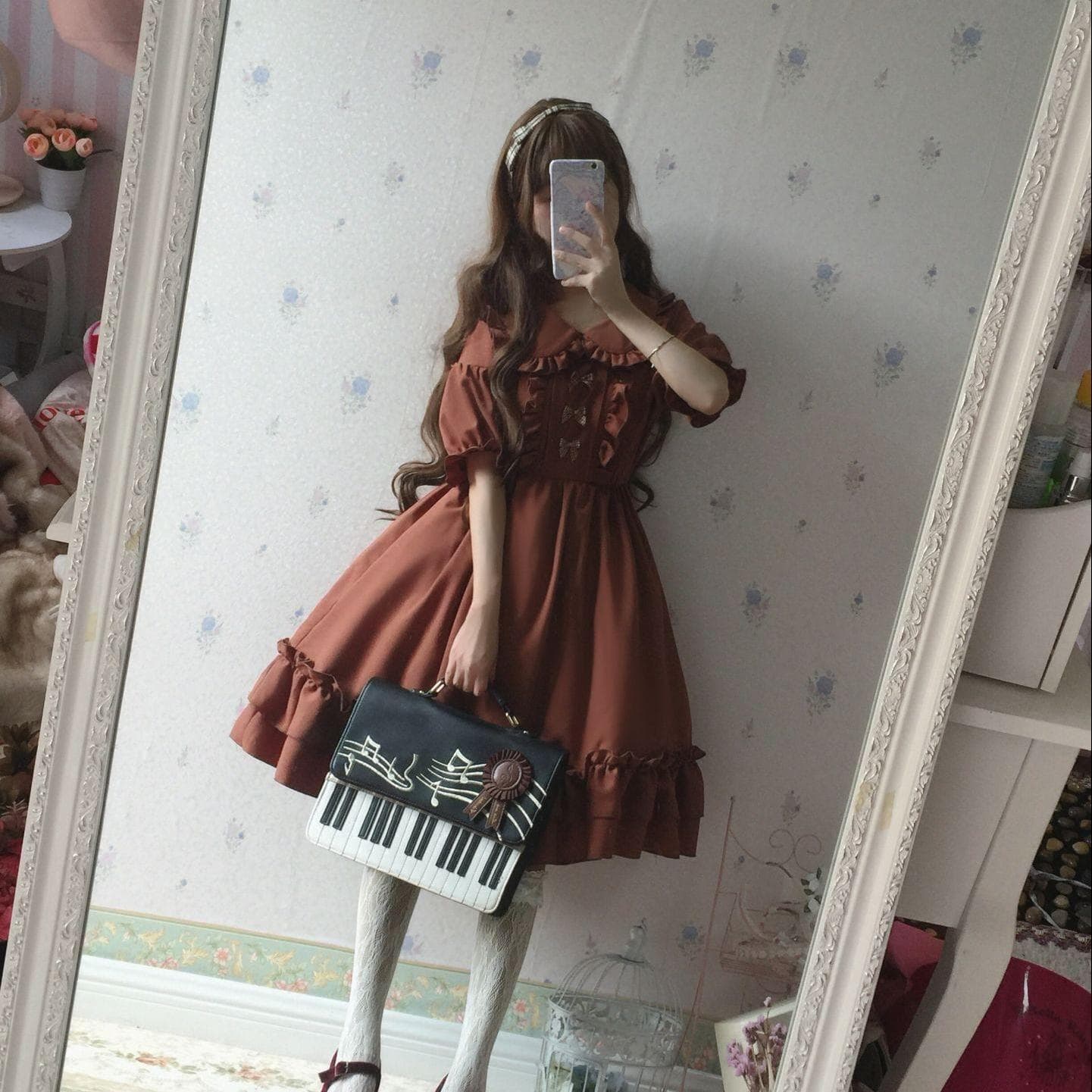 地雷系ファッション 洗練デザイン 秋のロリータ風ワンピース