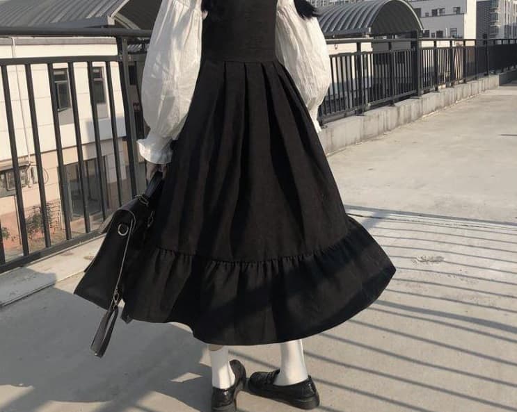 地雷系ファッション レイヤードガーリーワンピース&ブラウス