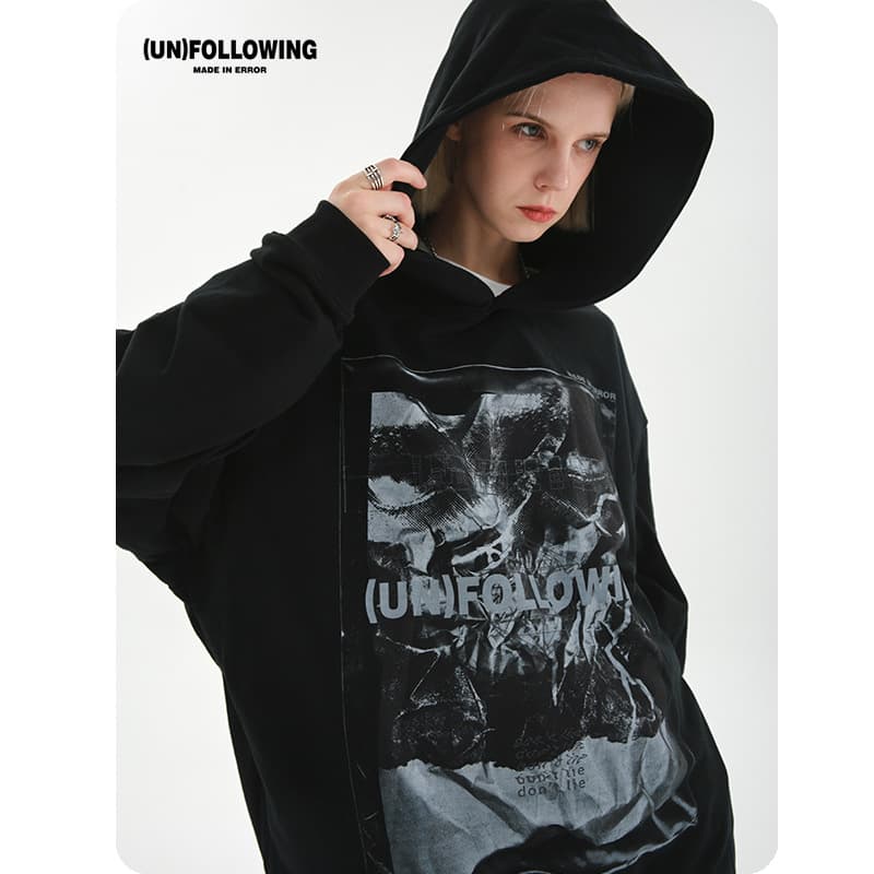 地雷系ファッション クール系デザイン パーカー