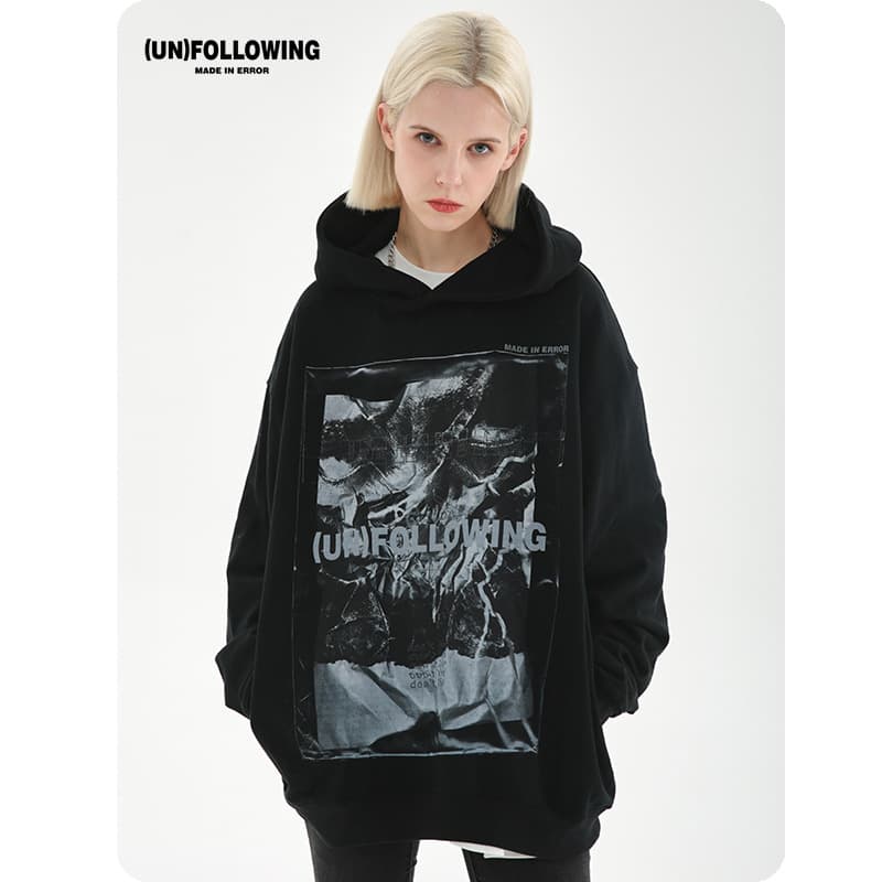 地雷系ファッション クール系デザイン パーカー