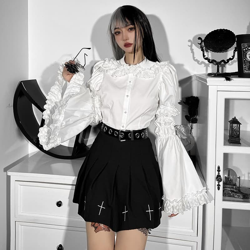 地雷系ファッション ベルスリーブ 襟付きブラウス