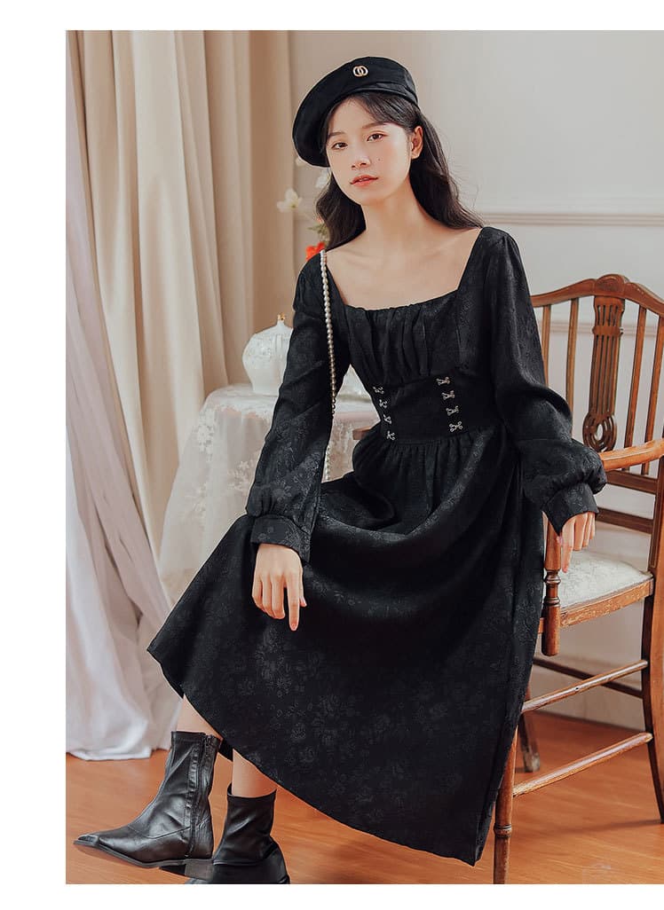 地雷系ファッション 花柄レース ワンピース