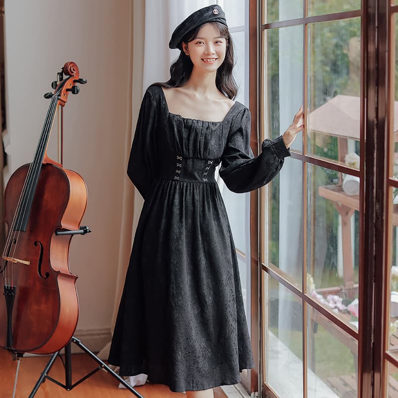 地雷系ファッション 花柄レース ワンピース