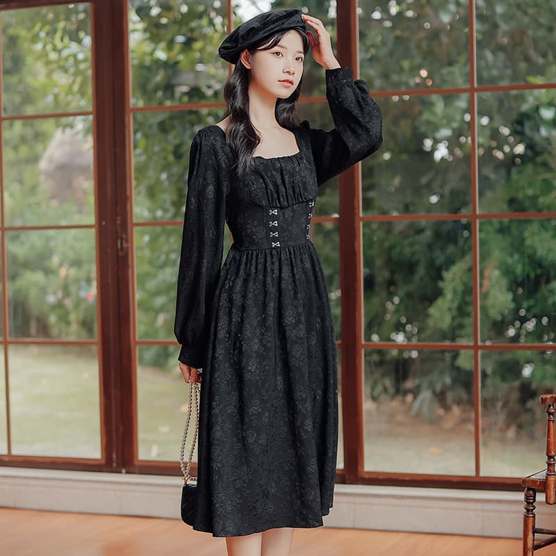 地雷系ファッション 花柄レース ワンピース